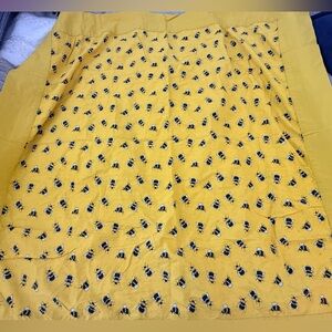BUZZ DEPT 56 SQUARE LINEN CLOTH TABLECLOTH BUMBLE HONEY BEE MUSTARD YELLOW 53X53